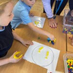 junior-infants-tackle-different-maths-problems-6